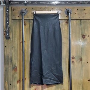Commando Elegant Black Midi Skirt Vegan Bodycon Faux Leather Moto Grunge Goth